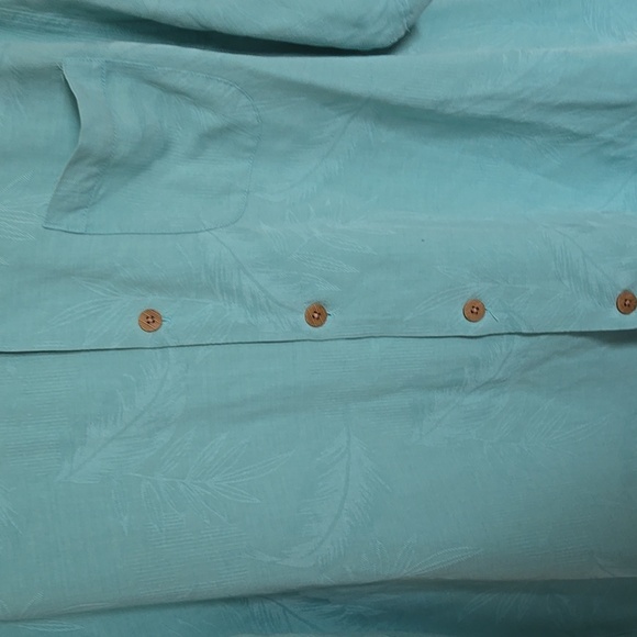 Tommy Bahama Blue Original Fit 100% Silk Casual Button Down Shirt Size L - Picture 2 of 7